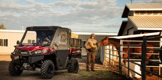 Defender-XT-Intense-red---farm